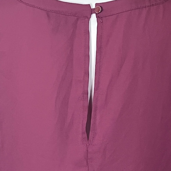 Torrid plum colored blouse - Picture 5 of 6